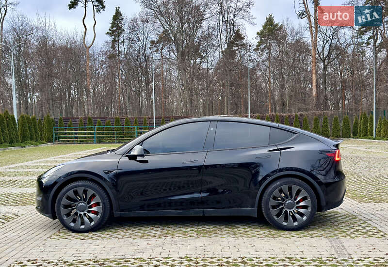 Внедорожник / Кроссовер Tesla Model Y 2023 в Харькове