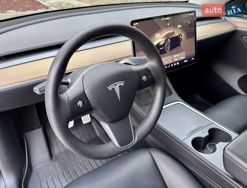 Внедорожник / Кроссовер Tesla Model Y 2023 в Харькове