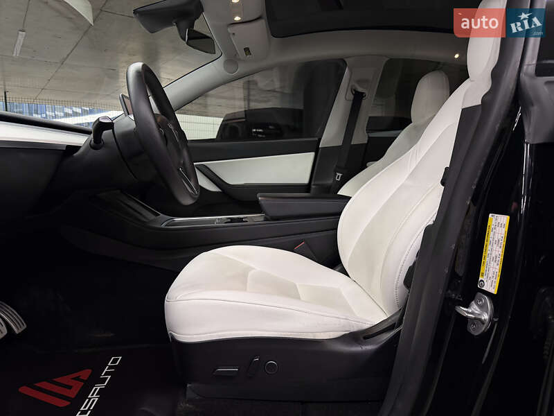 Внедорожник / Кроссовер Tesla Model Y 2021 в Одессе