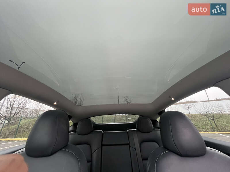 Внедорожник / Кроссовер Tesla Model Y 2021 в Ужгороде фото 6 Внедорожник / Кроссовер Tesla Model Y 2021 в Ужгороде