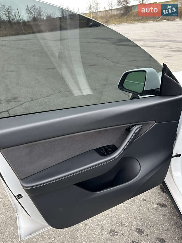 Внедорожник / Кроссовер Tesla Model Y 2020 в Харькове фото 15 Внедорожник / Кроссовер Tesla Model Y 2020 в Харькове