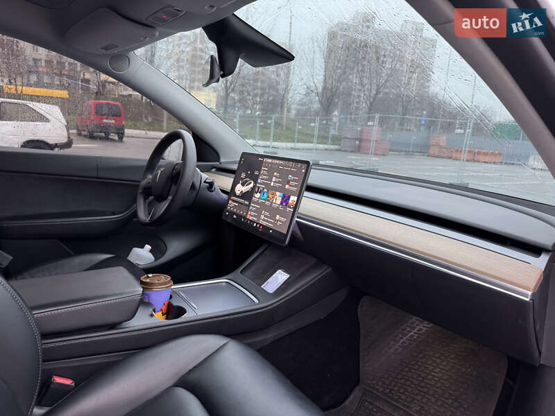 Внедорожник / Кроссовер Tesla Model Y 2021 в Киеве фото 9 Внедорожник / Кроссовер Tesla Model Y 2021 в Киеве