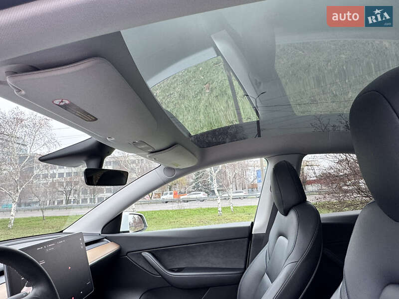 Внедорожник / Кроссовер Tesla Model Y 2020 в Днепре фото 31 Внедорожник / Кроссовер Tesla Model Y 2020 в Днепре