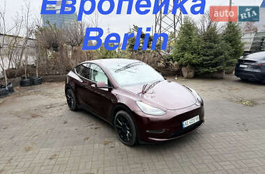 Внедорожник / Кроссовер Tesla Model Y 2023 в Днепре