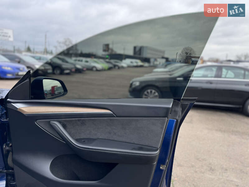 Внедорожник / Кроссовер Tesla Model Y 2023 в Киеве фото 75 Внедорожник / Кроссовер Tesla Model Y 2023 в Киеве