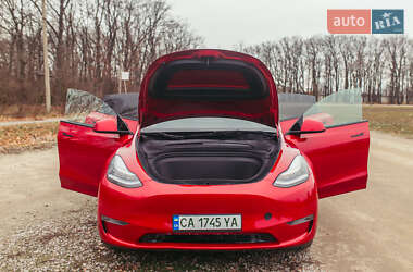 Внедорожник / Кроссовер Tesla Model Y 2020 в Умани