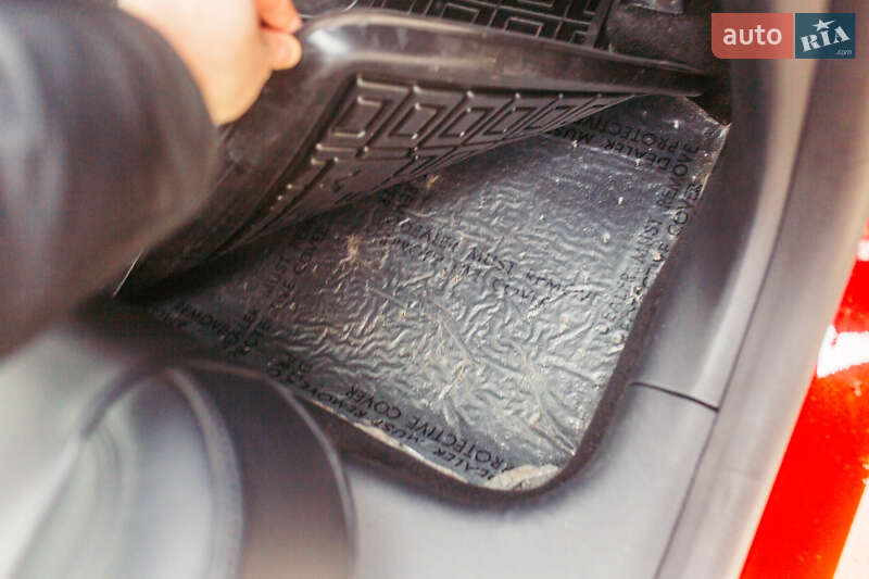 Позашляховик / Кросовер Tesla Model Y 2020 в Умані