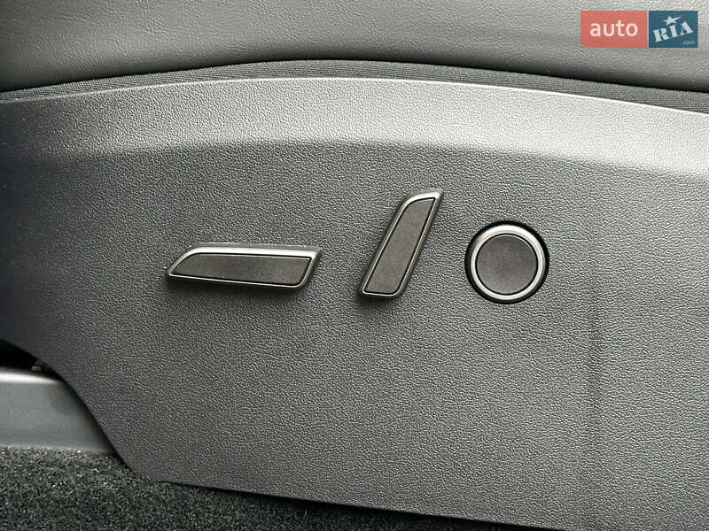Внедорожник / Кроссовер Tesla Model Y 2024 в Киеве фото 28 Внедорожник / Кроссовер Tesla Model Y 2024 в Киеве