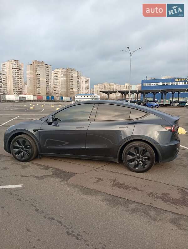Внедорожник / Кроссовер Tesla Model Y 2025 в Киеве фото 19 Внедорожник / Кроссовер Tesla Model Y 2025 в Киеве