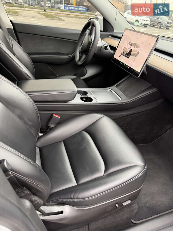 Внедорожник / Кроссовер Tesla Model Y 2022 в Киеве фото 7 Внедорожник / Кроссовер Tesla Model Y 2022 в Киеве