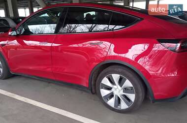 Внедорожник / Кроссовер Tesla Model Y 2021 в Киеве
