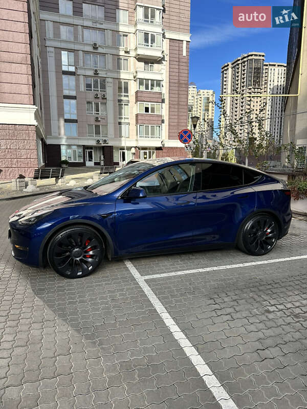 Внедорожник / Кроссовер Tesla Model Y 2022 в Одессе фото 11 Внедорожник / Кроссовер Tesla Model Y 2022 в Одессе