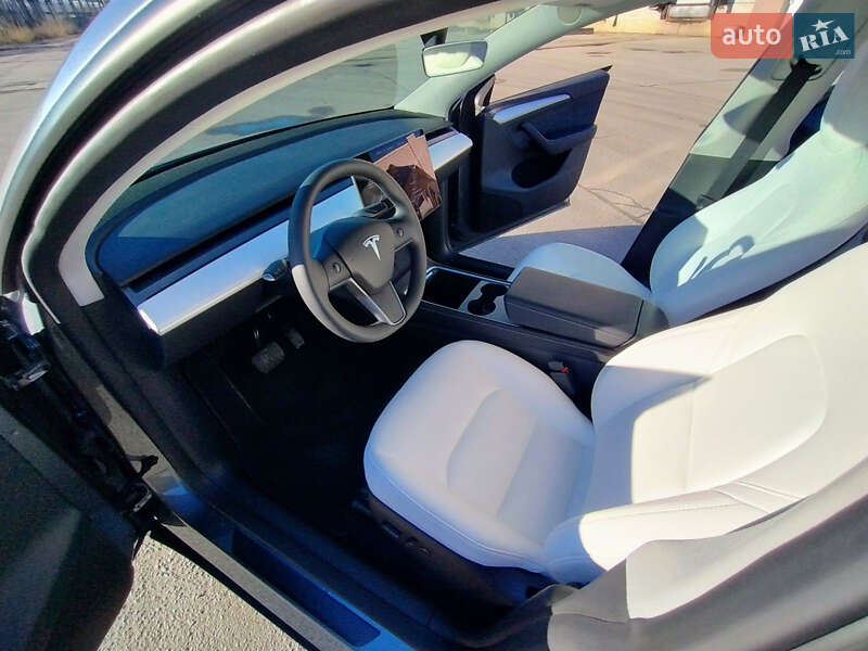 Внедорожник / Кроссовер Tesla Model Y 2024 в Житомире фото 26 Внедорожник / Кроссовер Tesla Model Y 2024 в Житомире