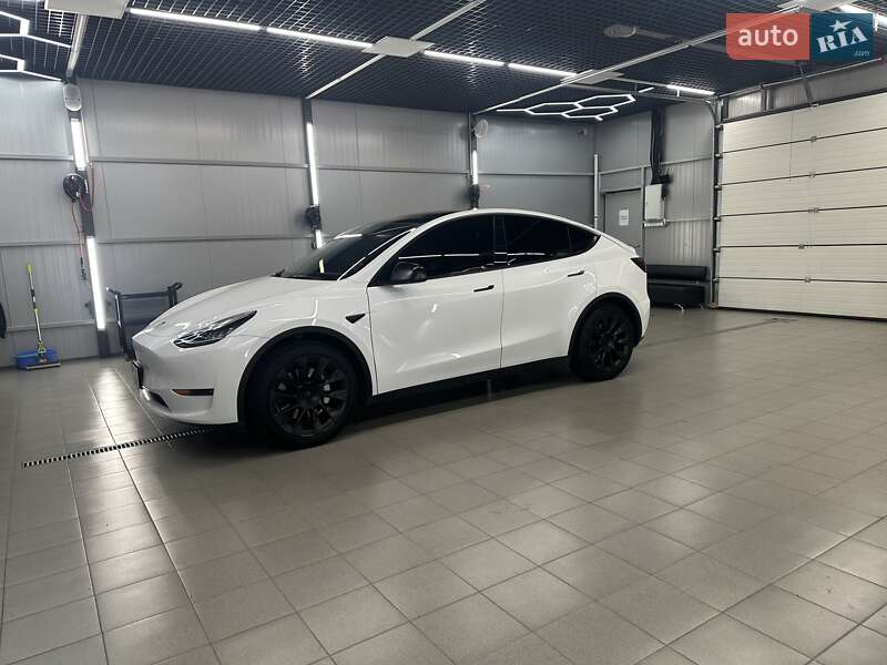 Внедорожник / Кроссовер Tesla Model Y 2021 в Запорожье фото 3 Внедорожник / Кроссовер Tesla Model Y 2021 в Запорожье