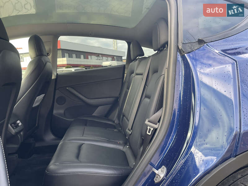 Внедорожник / Кроссовер Tesla Model Y 2022 в Сарнах