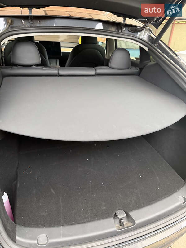 Внедорожник / Кроссовер Tesla Model Y 2022 в Днепре фото 4 Внедорожник / Кроссовер Tesla Model Y 2022 в Днепре