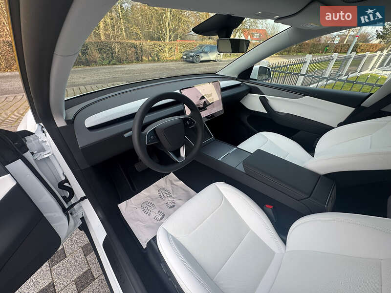 Внедорожник / Кроссовер Tesla Model Y 2025 в Ровно фото 36 Внедорожник / Кроссовер Tesla Model Y 2025 в Ровно