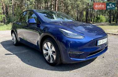 Внедорожник / Кроссовер Tesla Model Y 2024 в Киеве