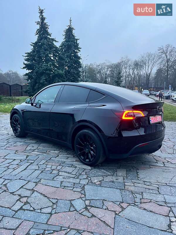 Внедорожник / Кроссовер Tesla Model Y 2023 в Кременчуге фото 11 Внедорожник / Кроссовер Tesla Model Y 2023 в Кременчуге