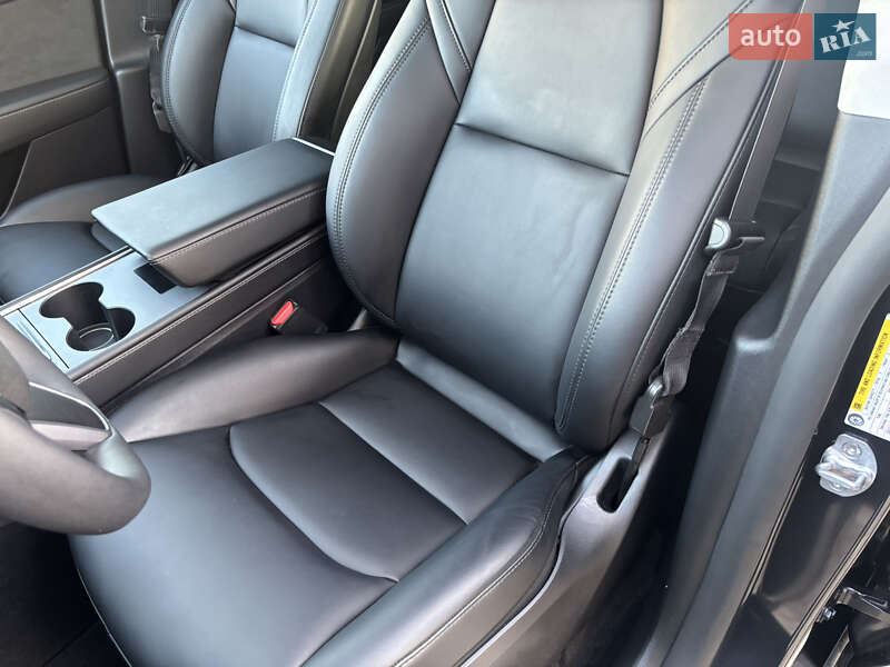 Внедорожник / Кроссовер Tesla Model Y 2024 в Ивано-Франковске фото 11 Внедорожник / Кроссовер Tesla Model Y 2024 в Ивано-Франковске