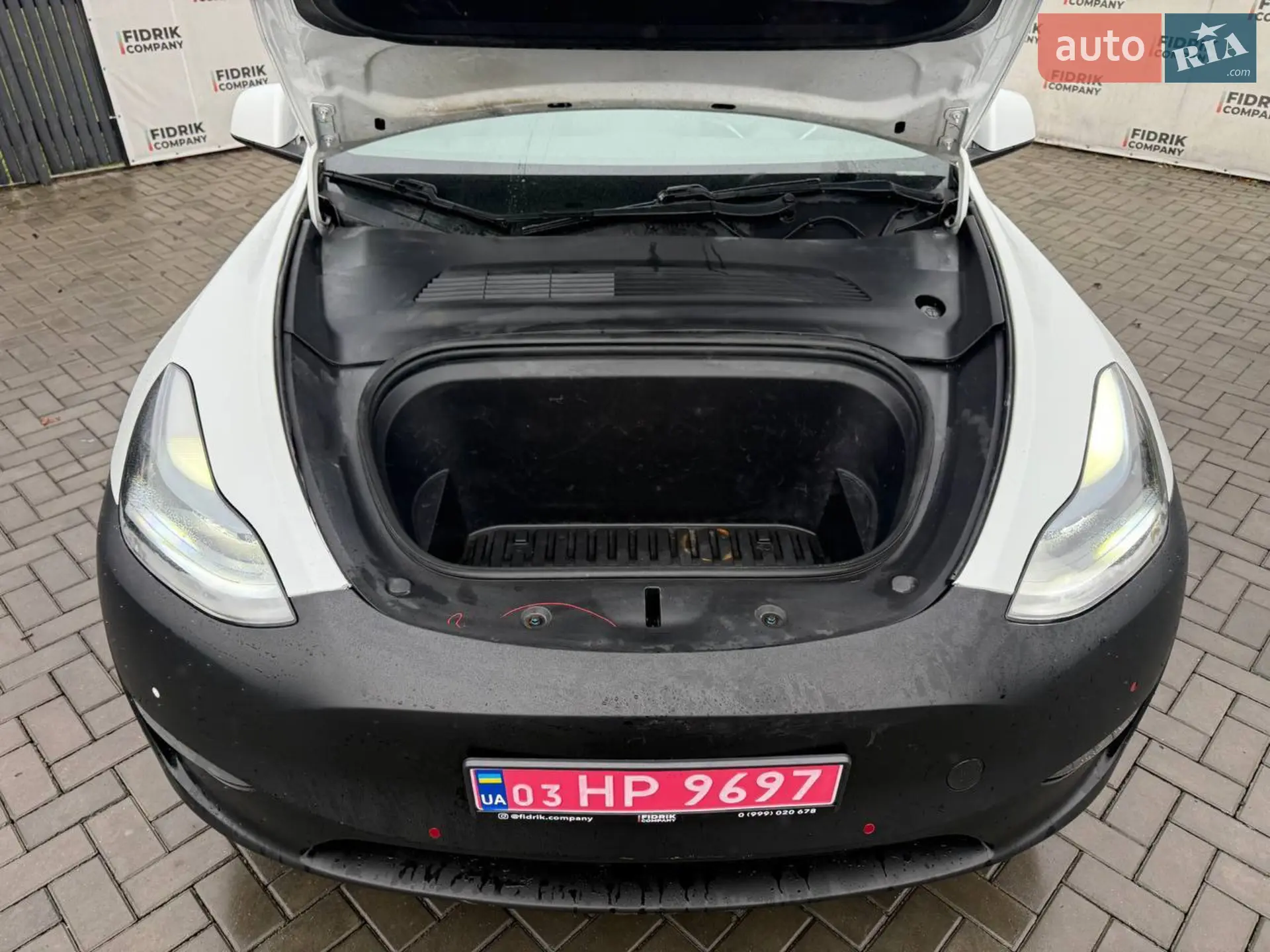 2020 Tesla Model Y - мініатюра 11
