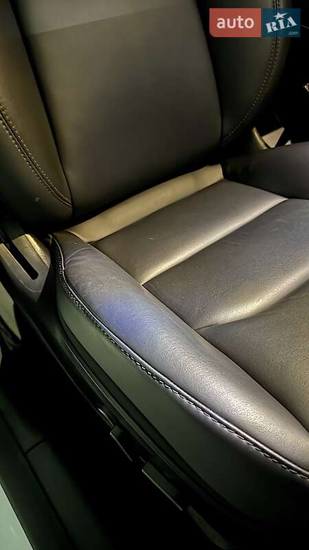 Внедорожник / Кроссовер Tesla Model Y 2020 в Киеве