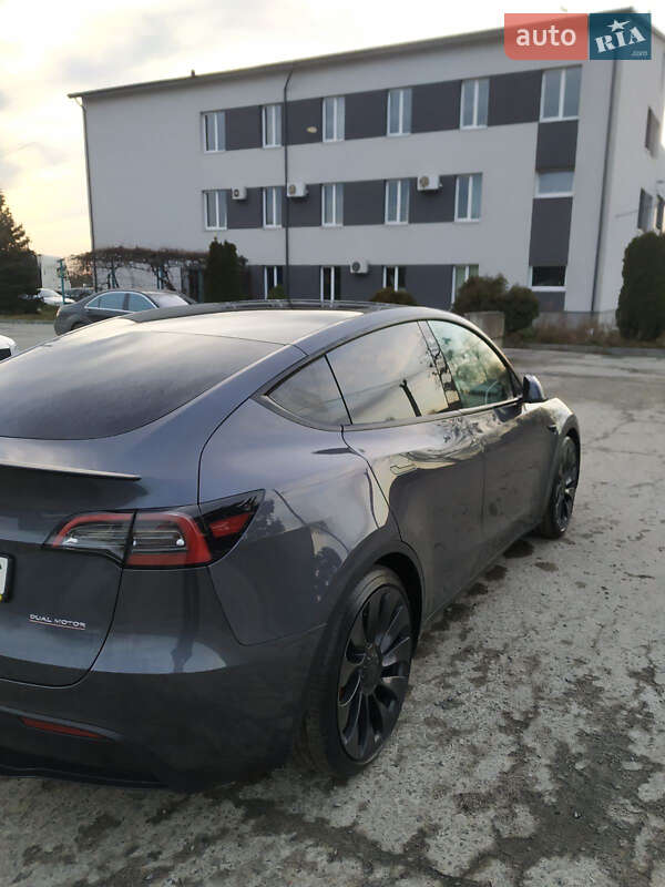 Внедорожник / Кроссовер Tesla Model Y 2022 в Львове фото 2 Внедорожник / Кроссовер Tesla Model Y 2022 в Львове