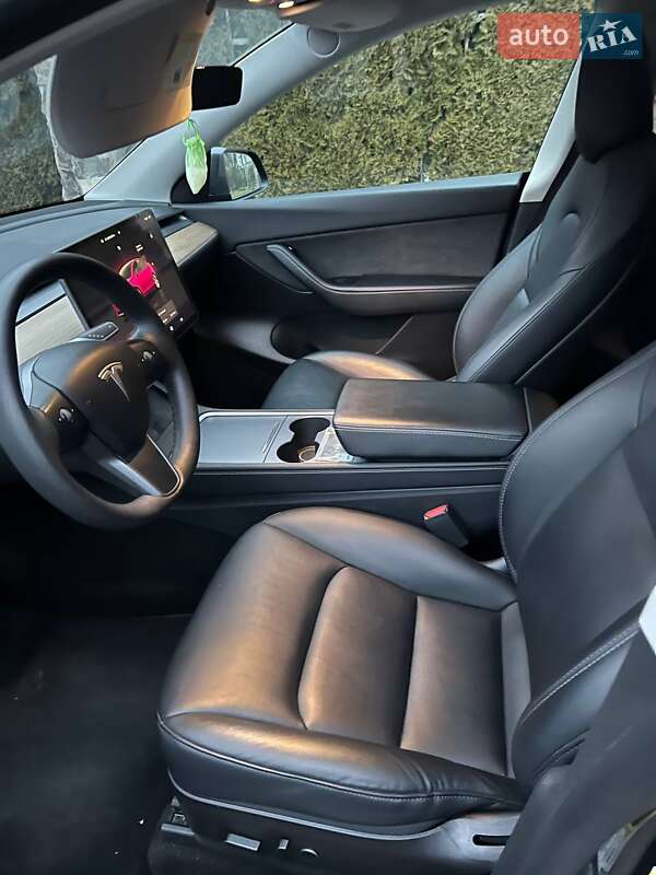 Внедорожник / Кроссовер Tesla Model Y 2022 в Львове фото 19 Внедорожник / Кроссовер Tesla Model Y 2022 в Львове