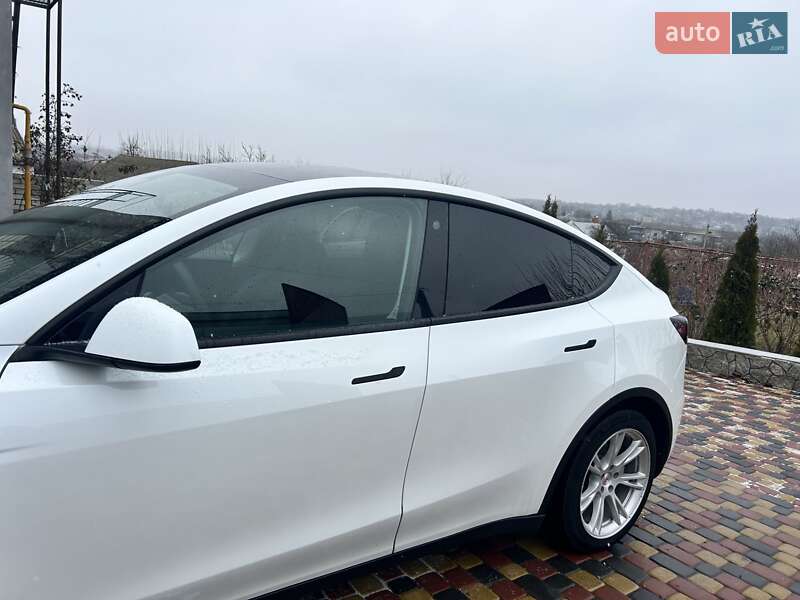 Внедорожник / Кроссовер Tesla Model Y 2022 в Полтаве фото 7 Внедорожник / Кроссовер Tesla Model Y 2022 в Полтаве
