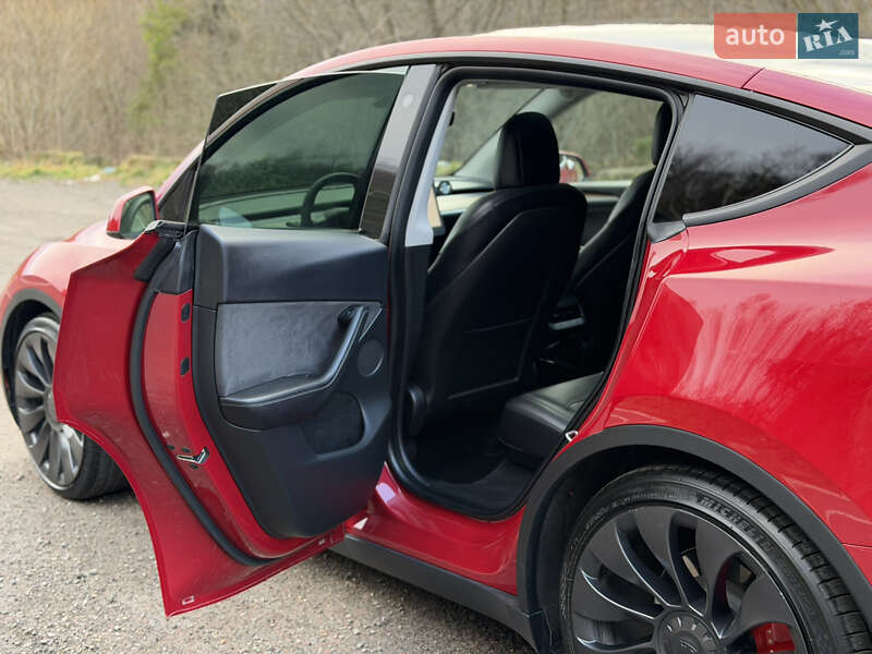 Внедорожник / Кроссовер Tesla Model Y 2022 в Львове фото 14 Внедорожник / Кроссовер Tesla Model Y 2022 в Львове