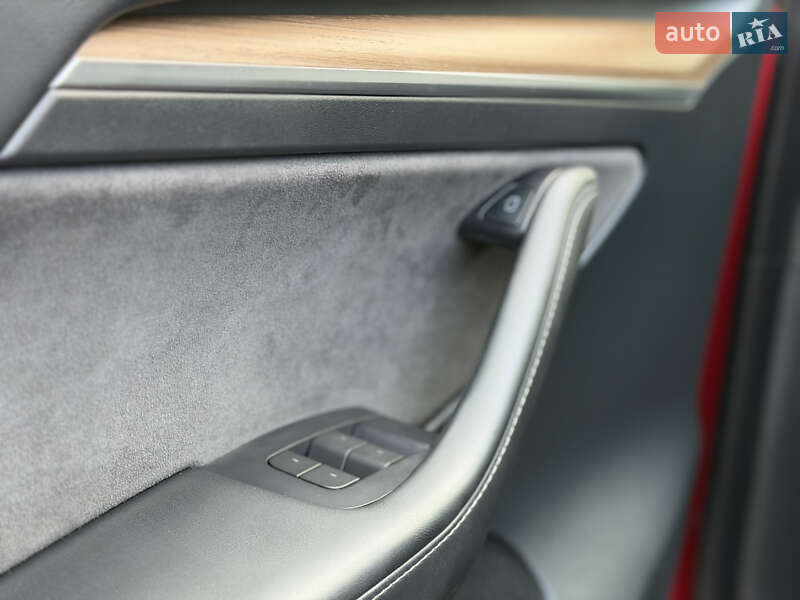 Внедорожник / Кроссовер Tesla Model Y 2022 в Львове фото 41 Внедорожник / Кроссовер Tesla Model Y 2022 в Львове