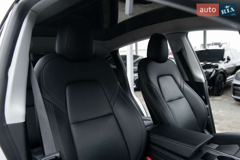 Внедорожник / Кроссовер Tesla Model Y 2021 в Мукачево