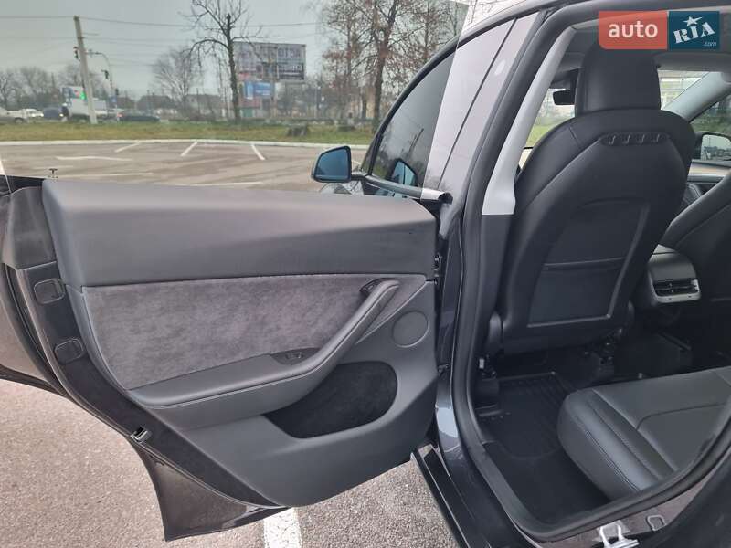 Внедорожник / Кроссовер Tesla Model Y 2024 в Житомире фото 17 Внедорожник / Кроссовер Tesla Model Y 2024 в Житомире