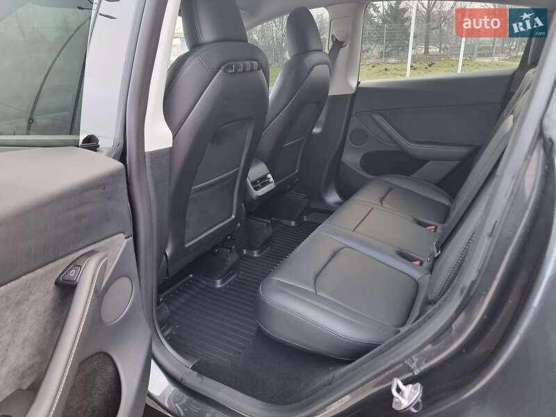 Внедорожник / Кроссовер Tesla Model Y 2024 в Житомире фото 16 Внедорожник / Кроссовер Tesla Model Y 2024 в Житомире