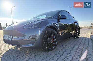 Внедорожник / Кроссовер Tesla Model Y 2021 в Ровно