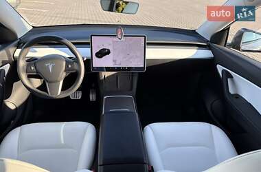 Внедорожник / Кроссовер Tesla Model Y 2021 в Ровно