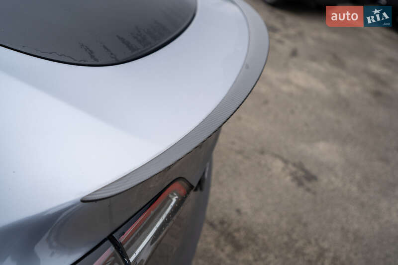 Внедорожник / Кроссовер Tesla Model Y 2023 в Киеве