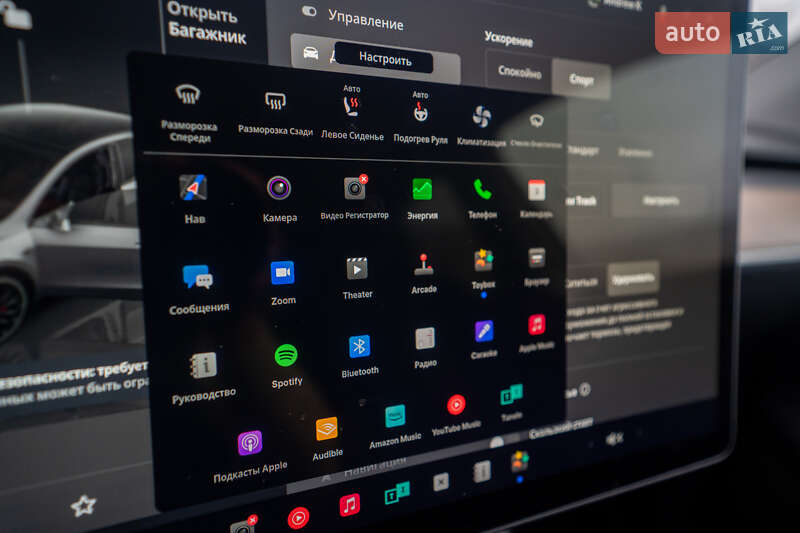 Внедорожник / Кроссовер Tesla Model Y 2023 в Киеве