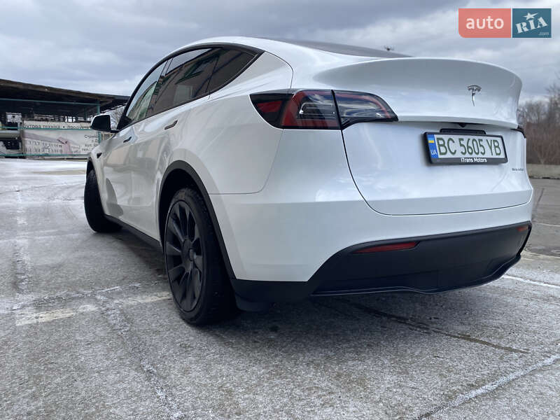 Внедорожник / Кроссовер Tesla Model Y 2022 в Стрые