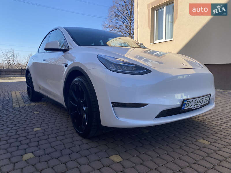 Внедорожник / Кроссовер Tesla Model Y 2022 в Стрые