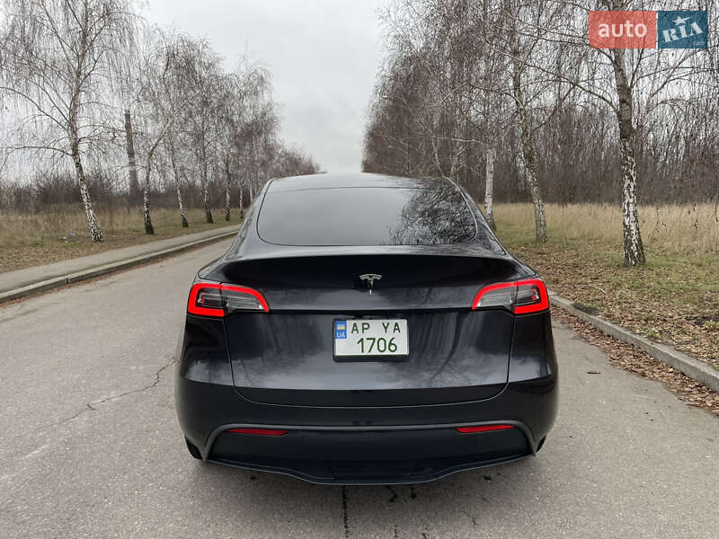 Внедорожник / Кроссовер Tesla Model Y 2024 в Запорожье