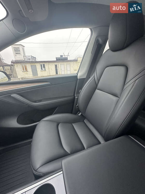 Внедорожник / Кроссовер Tesla Model Y 2024 в Днепре фото 51 Внедорожник / Кроссовер Tesla Model Y 2024 в Днепре