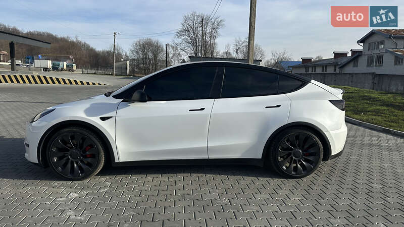 Внедорожник / Кроссовер Tesla Model Y 2022 в Трускавце