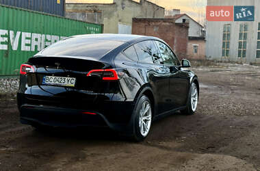 Внедорожник / Кроссовер Tesla Model Y 2021 в Львове