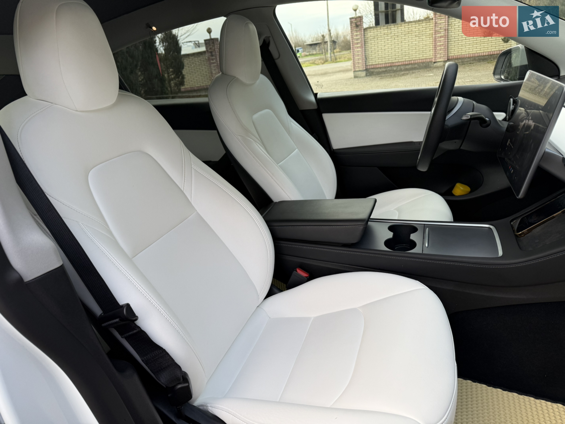 2022 Tesla Model Y - мініатюра 21