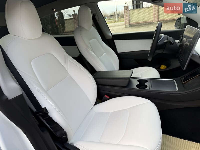 Внедорожник / Кроссовер Tesla Model Y 2022 в Самборе