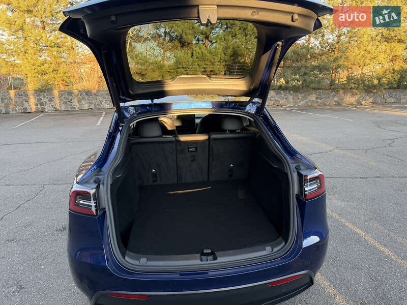 Внедорожник / Кроссовер Tesla Model Y 2024 в Виннице