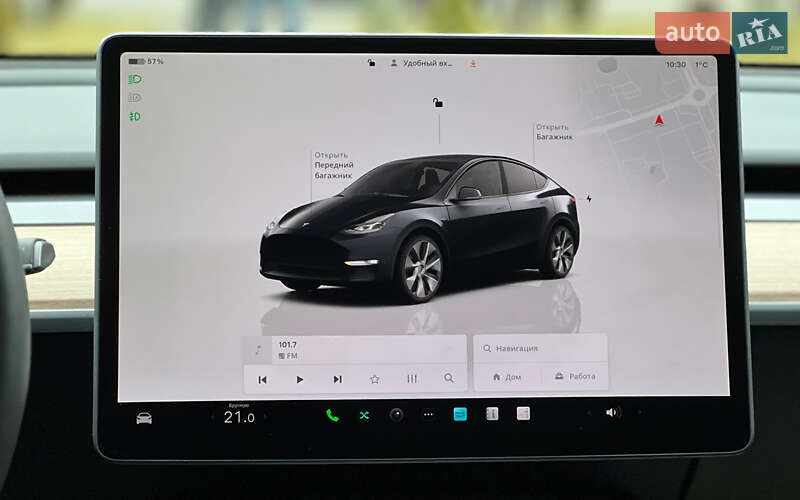 Внедорожник / Кроссовер Tesla Model Y 2024 в Львове