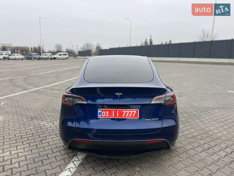 Внедорожник / Кроссовер Tesla Model Y 2023 в Луцке