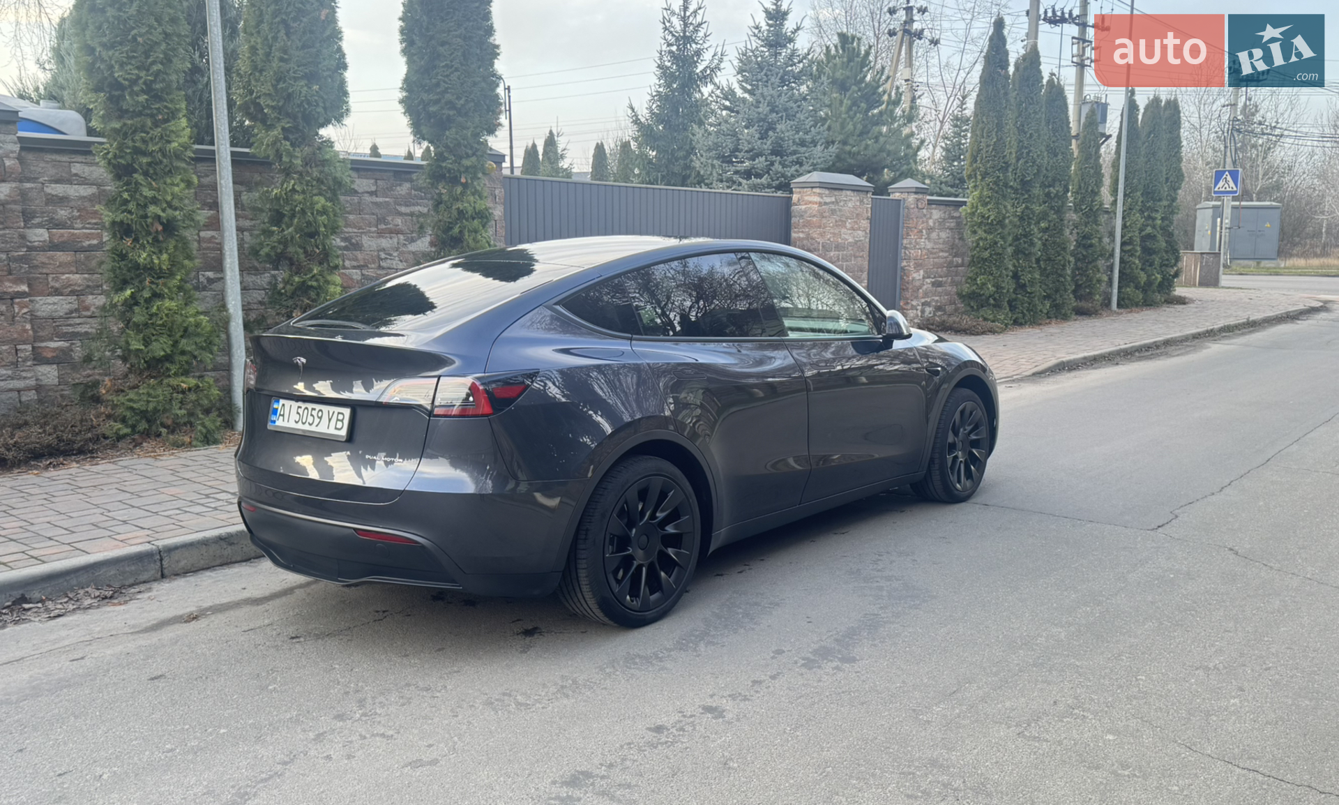 2024 Tesla Model Y - мініатюра 23